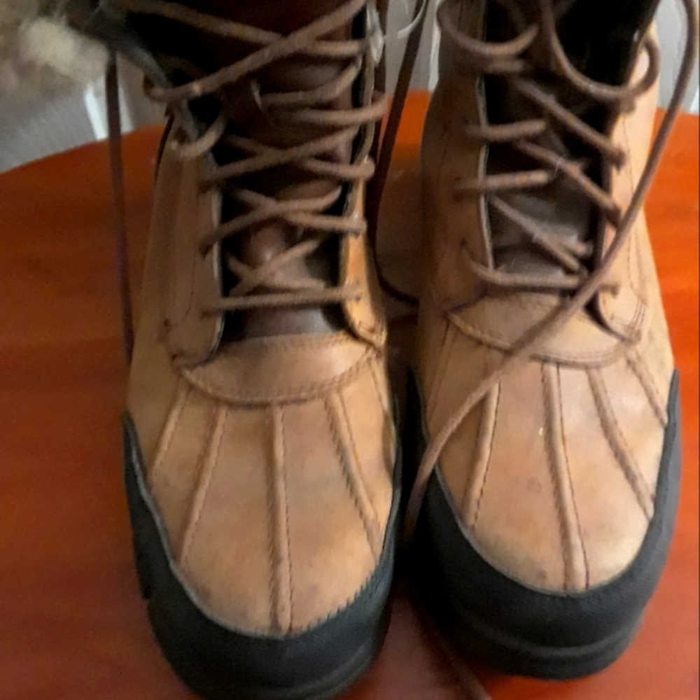 Ralph Lauren Winter Ankle boots 7.5 Tan w/blemishes
